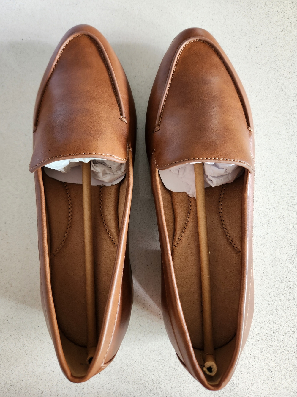 AEROSOLES Women's Tan Leather Slip-On Loafers